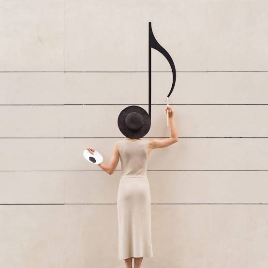 WTH—6 - Noteworthy (What the Hat?!)